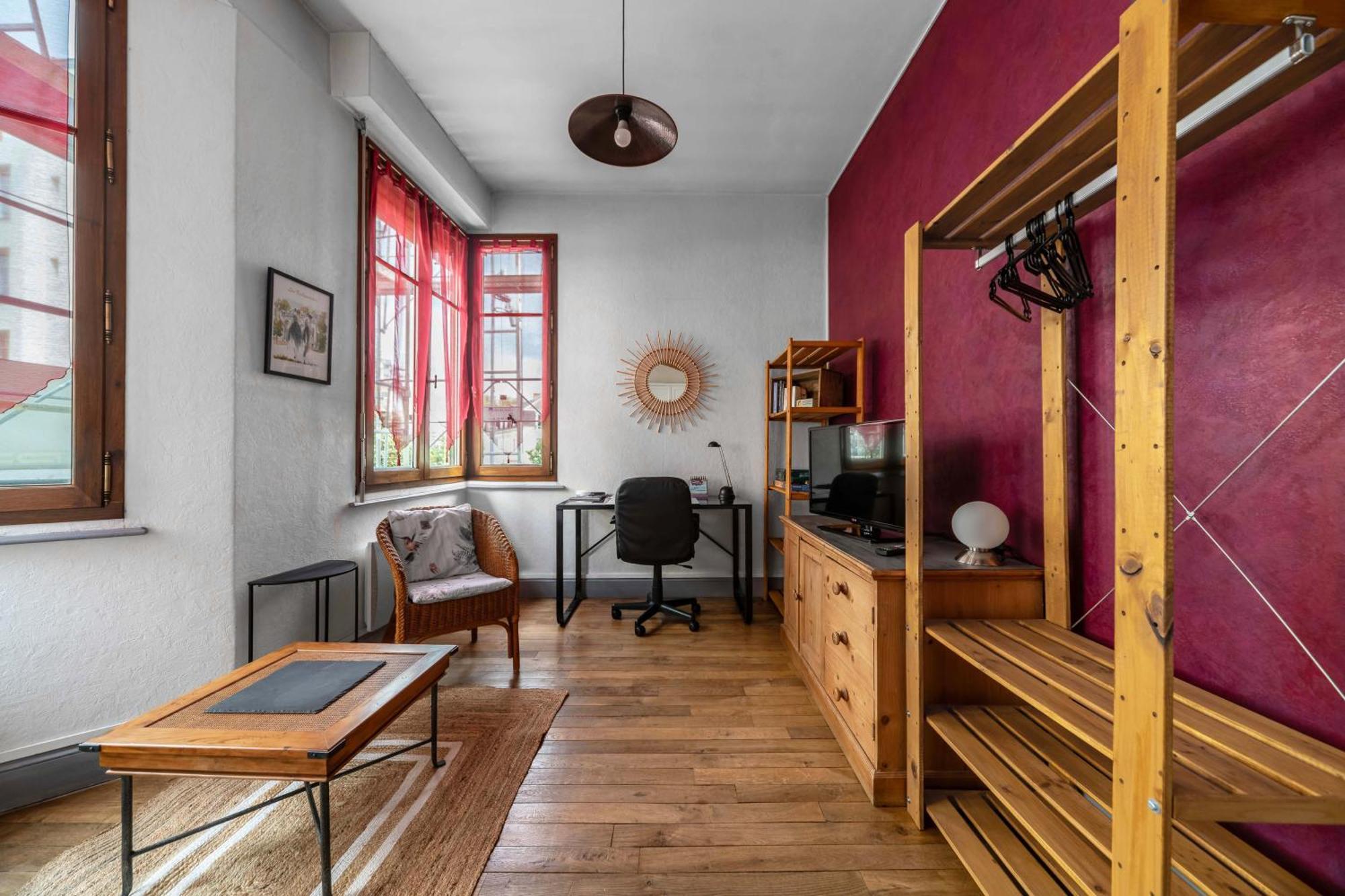 Le Lasteyras - Appartement Charmant En Centre Ville Vichy Eksteriør billede